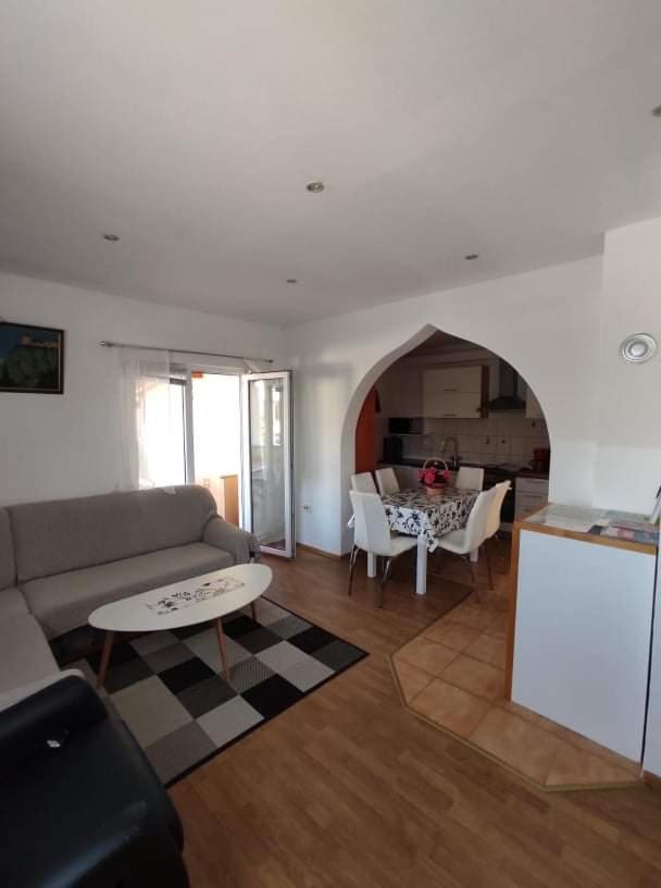 Apartmani Amans Pula Bagian luar foto