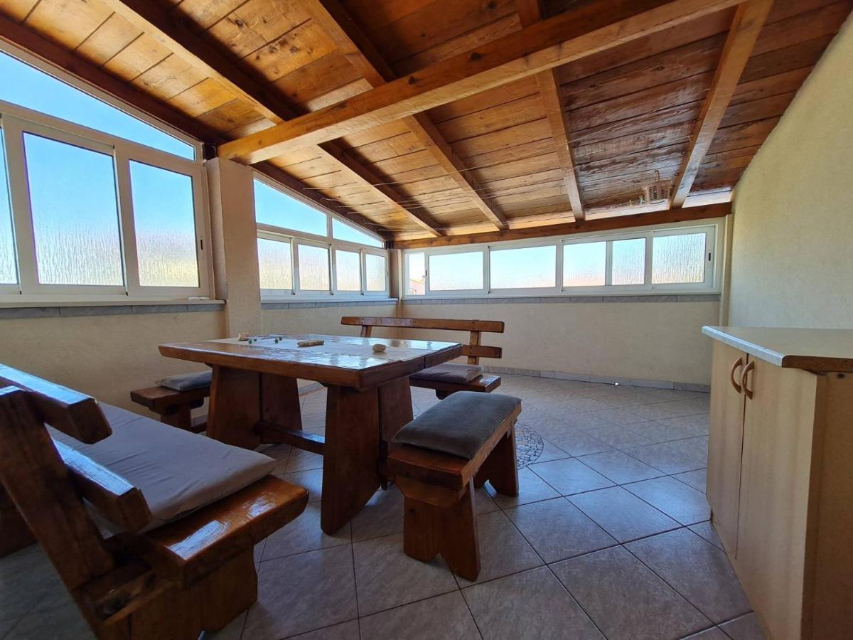Apartmani Amans Pula Bagian luar foto