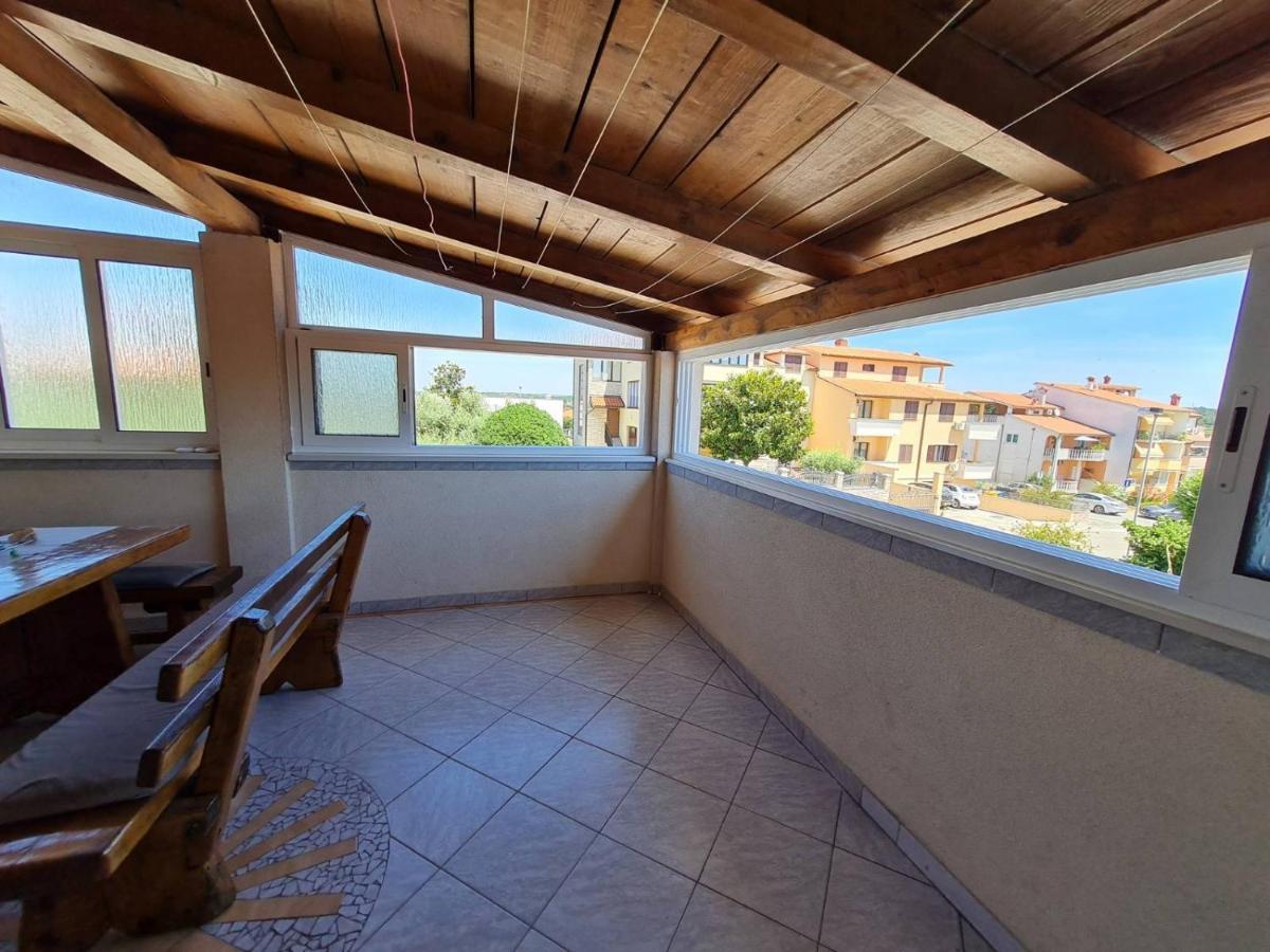 Apartmani Amans Pula Bagian luar foto
